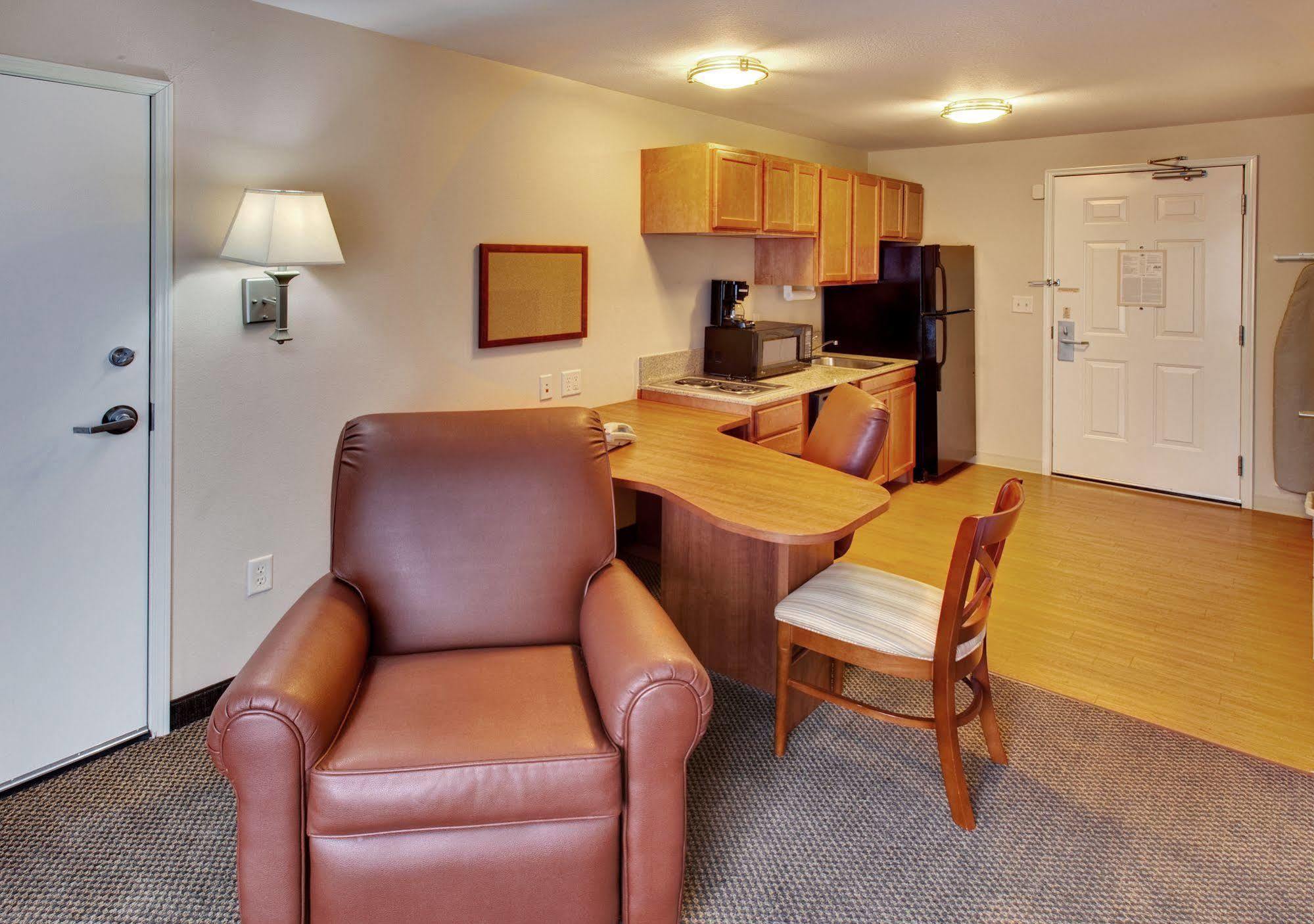 Candlewood Suites Lincoln By Ihg Cameră foto